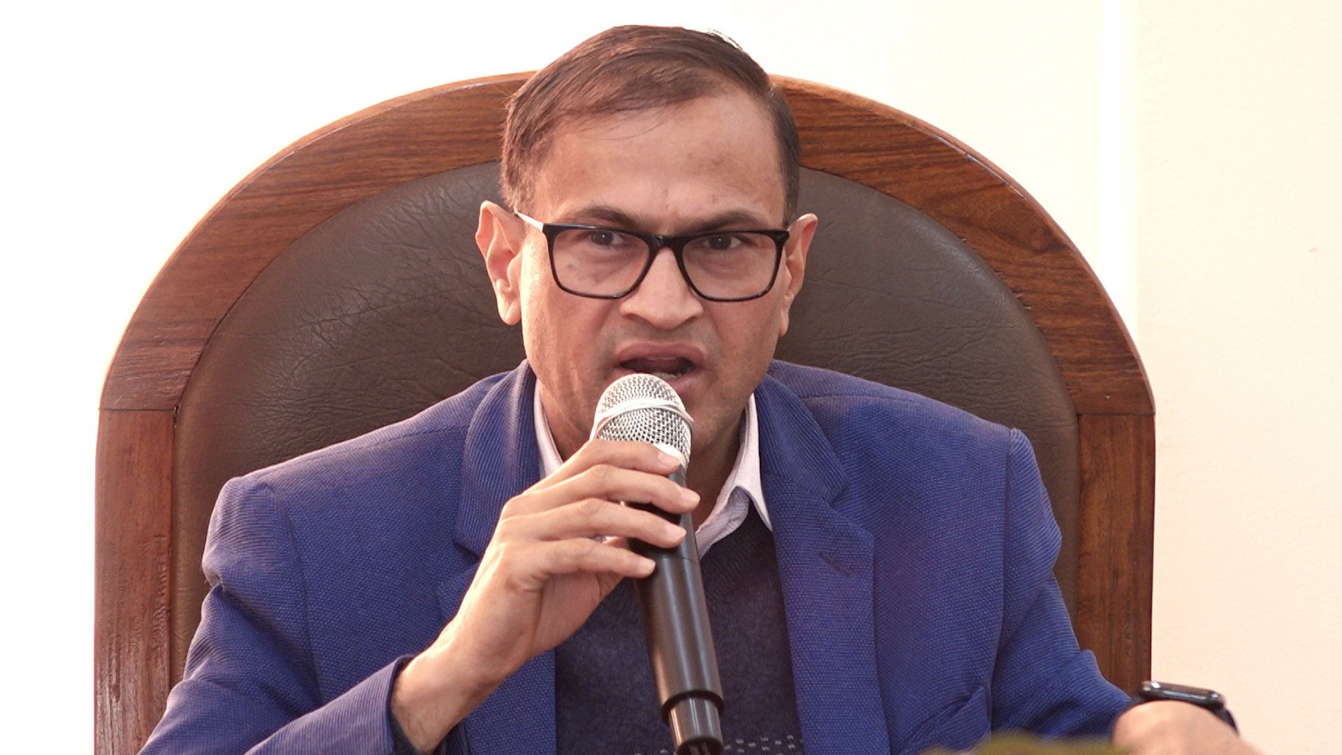 जेनजी आन्दोलनपछि ट्राफिक प्रहरी अझ बलियो भएर सडकमा फर्किएको काठमाडौको सीडीओको दाबी
